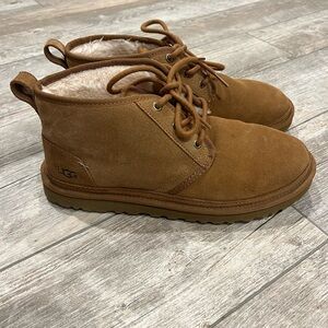 UGG Men's Suede Nuemel boots size 10